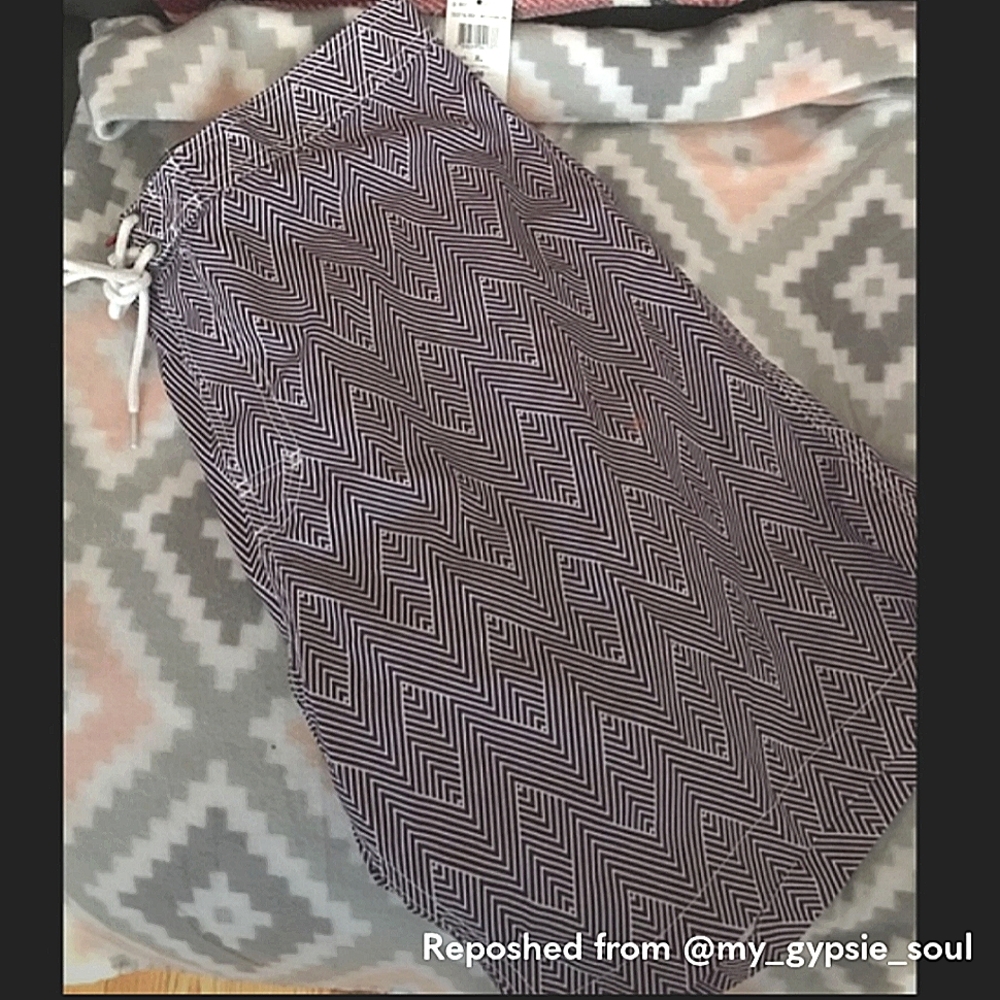 Relisting Soon! SAKS Fifth Avenue Mens bathing suit with Aztec Pattern Size XL